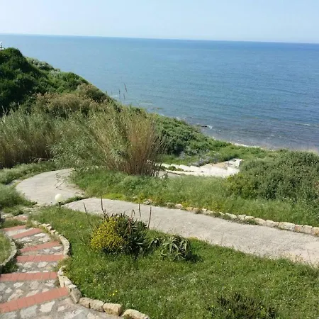Direttamente Sul Mare Holiday home Valledoria (Sardinia)