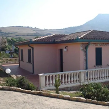 Direttamente Sul Mare Holiday home Valledoria (Sardinia)