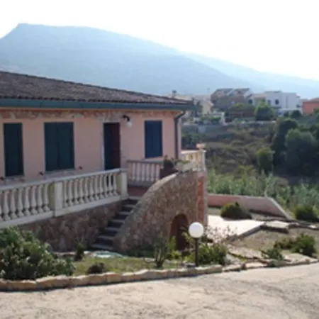 Direttamente Sul Mare Holiday home Valledoria (Sardinia)